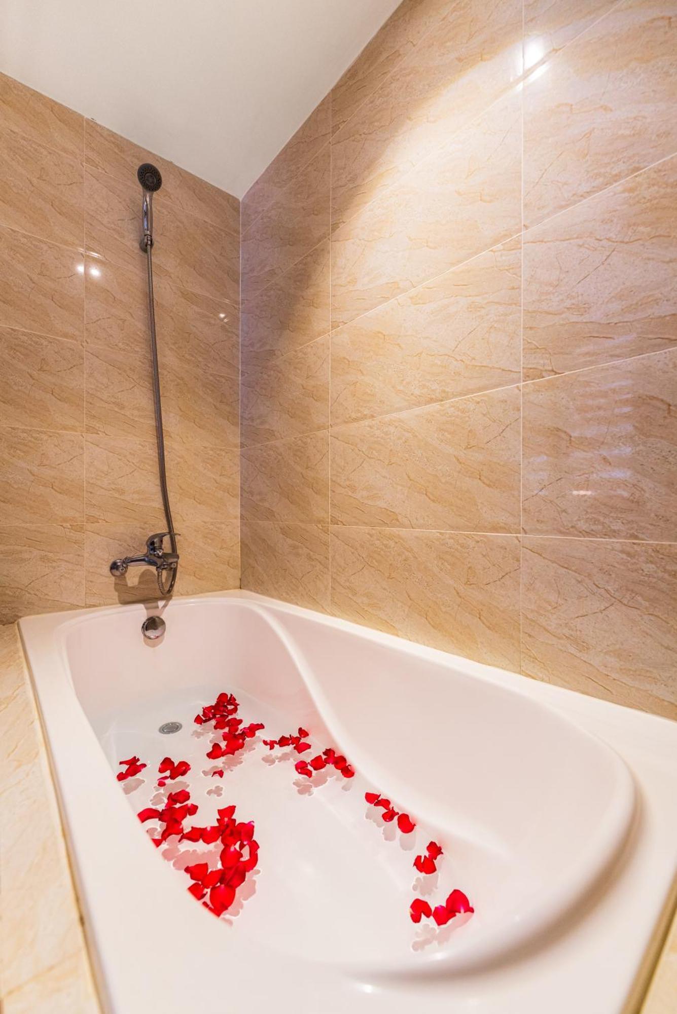 Tran Vien Dong Hotel Nha Trang Extérieur photo